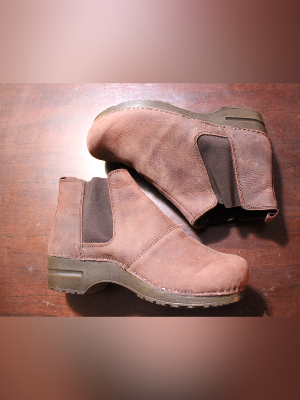 Hudson Women's Leather Chelsea Boot in Antique Brown - Picture 4 of 6